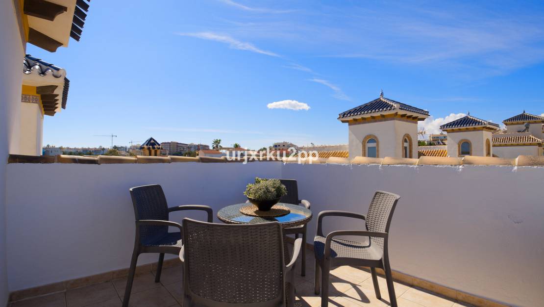 Venta - Chalet - Torrevieja - Torrevieja Centro