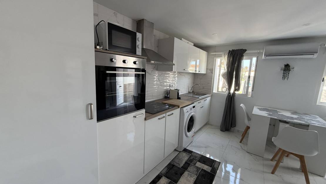 Venta - Chalet - Torrevieja - Torrevieja Centro