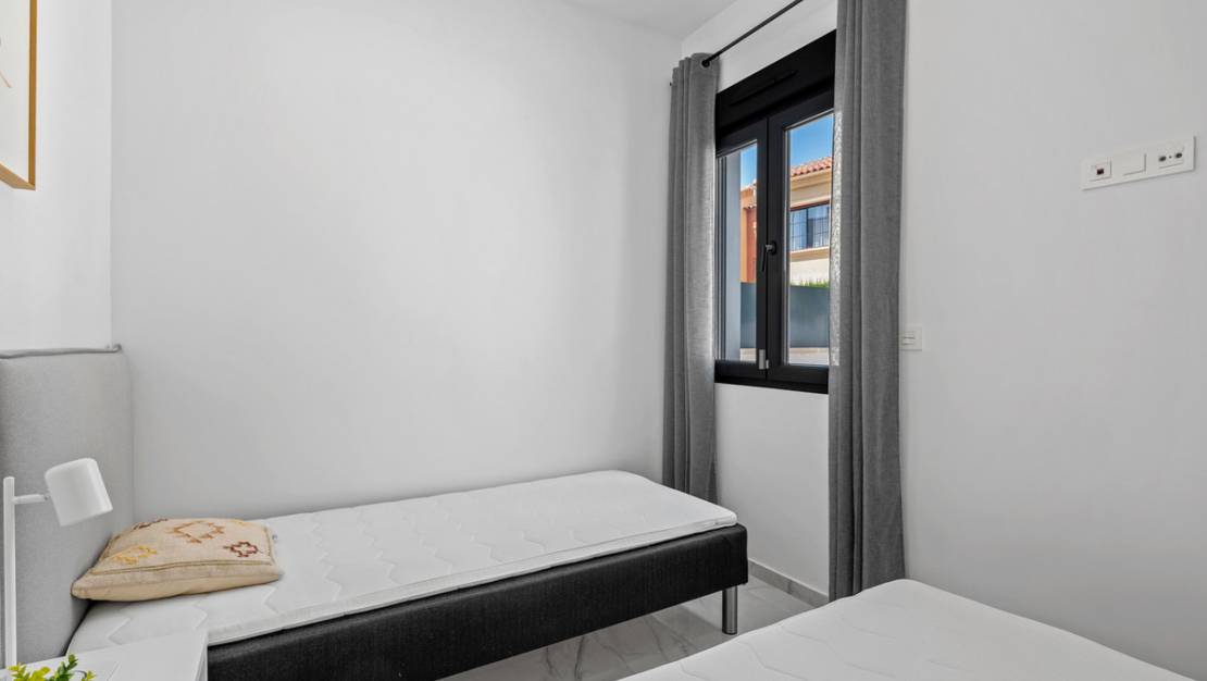 Venta - Chalet - Torrevieja - Torrevieja Centro