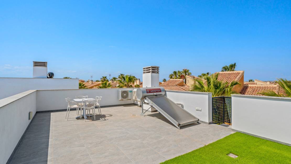 Venta - Chalet - Torrevieja - Torrevieja Centro