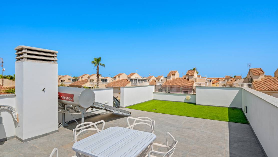 Venta - Chalet - Torrevieja - Torrevieja Centro