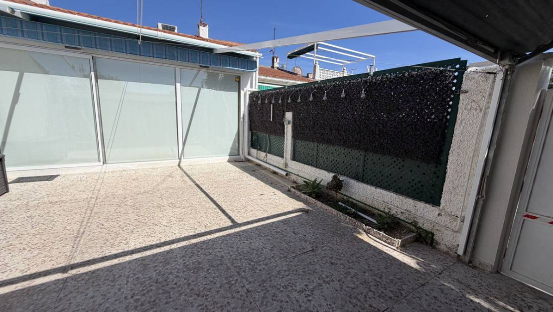 Venta - Chalet - Torrevieja - Torrevieja Centro