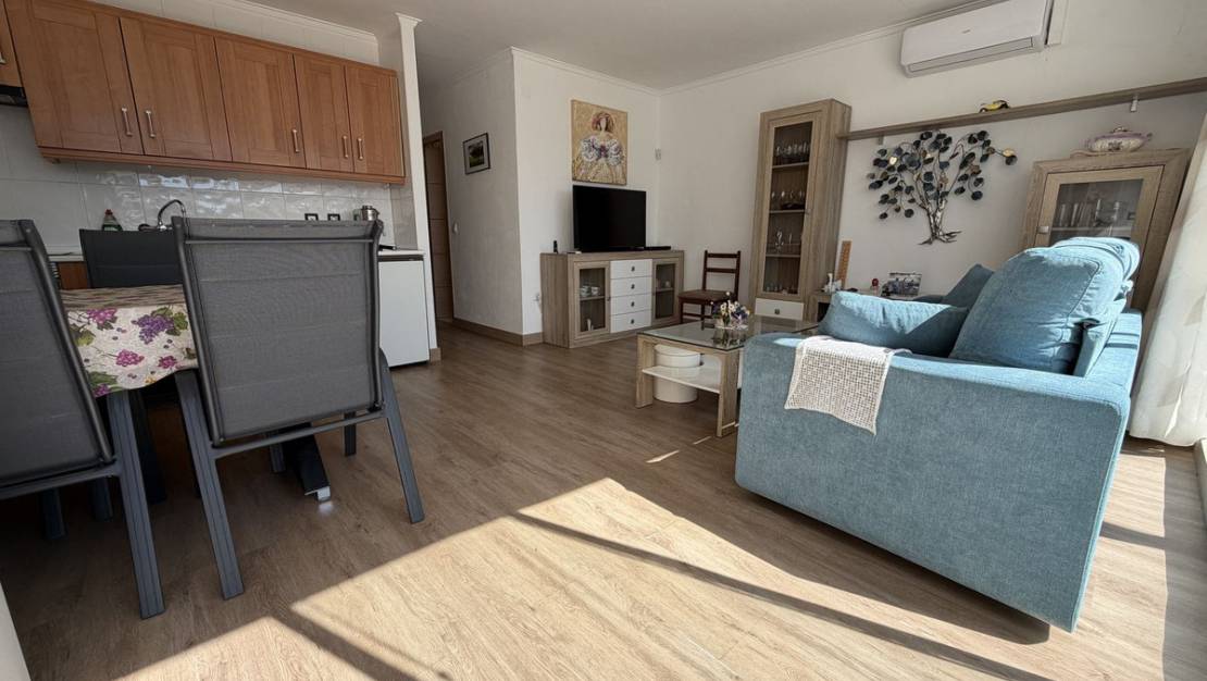 Venta - Chalet - Torrevieja - Torrevieja Centro
