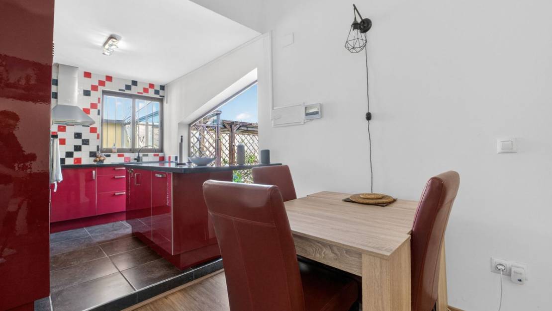 Venta - Chalet - Torrevieja - Torrevieja Centro