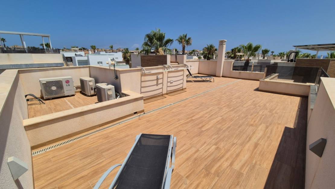 Venta - Chalet - Torrevieja - Torrevieja Centro