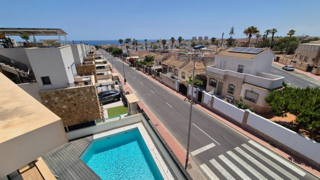 Venta - Chalet - Torrevieja - Torrevieja Centro