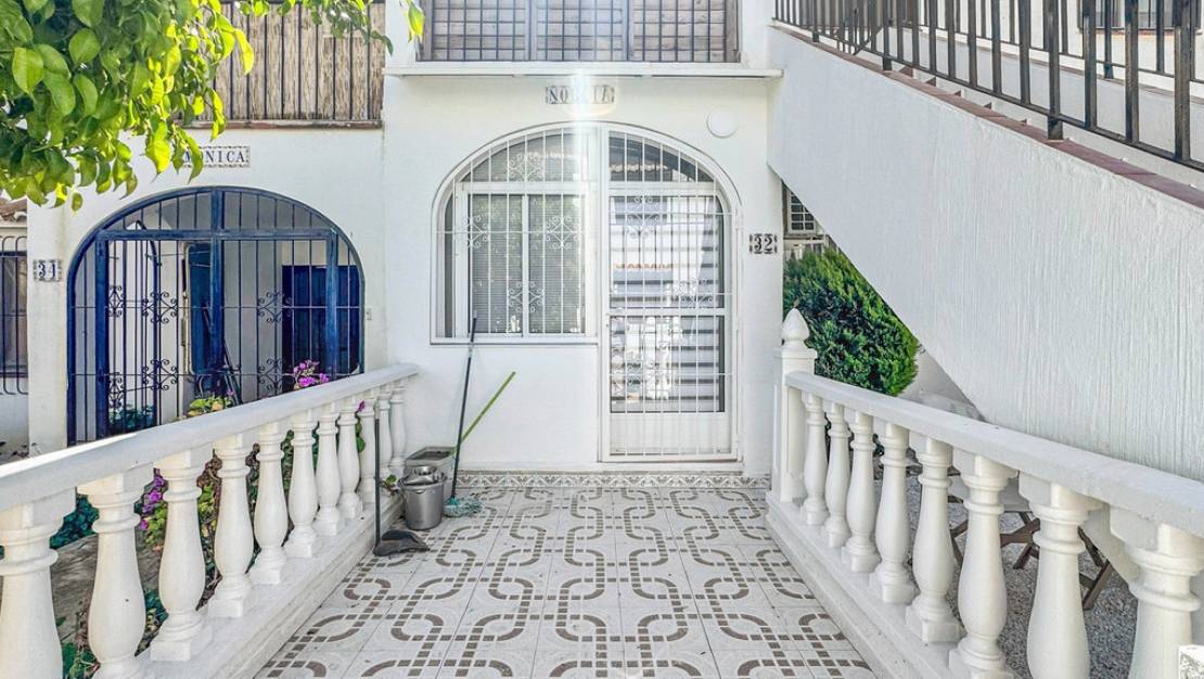 Venta - Chalet - Torrevieja - Torrevieja Centro