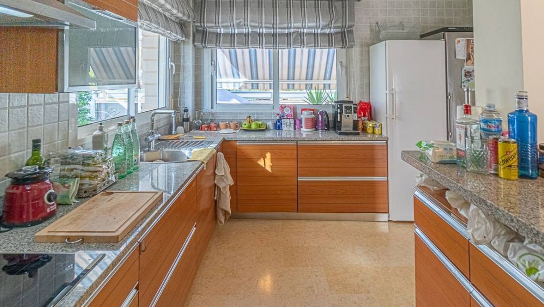 Venta - Chalet - Torrevieja - Torrevieja Centro