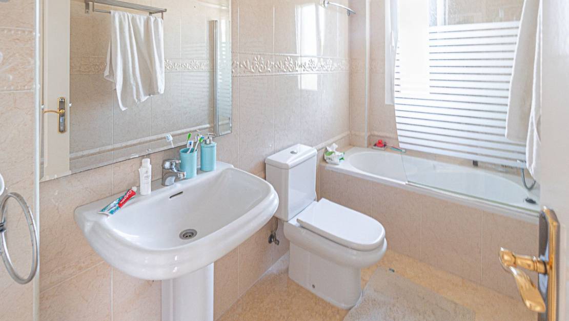 Venta - Chalet - Torrevieja - Torrevieja Centro