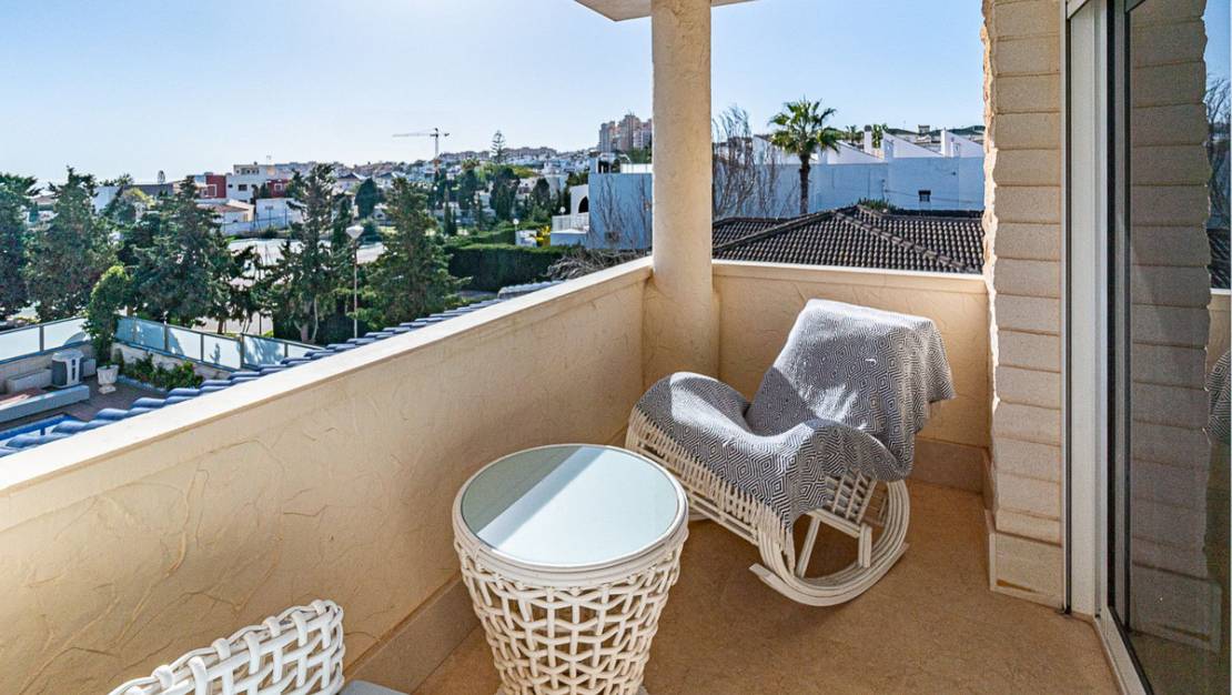 Venta - Chalet - Torrevieja - Torrevieja Centro