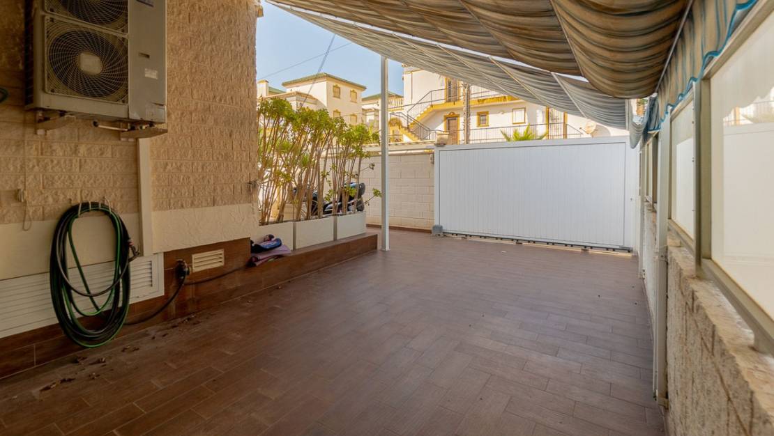 Venta - Chalet - Torrevieja - Torrevieja Centro