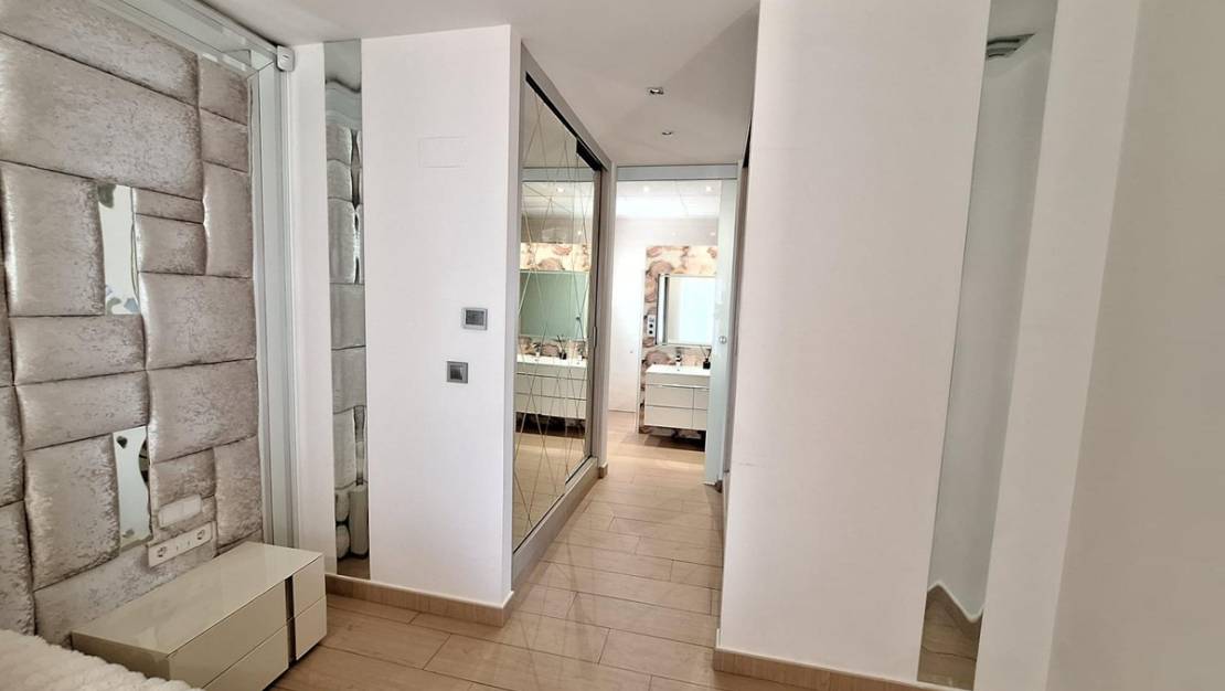 Venta - Chalet - Torrevieja - Torrevieja Centro