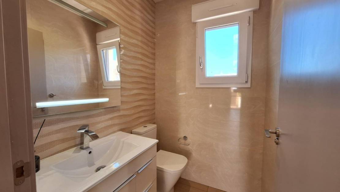 Venta - Chalet - Torrevieja - Torrevieja Centro