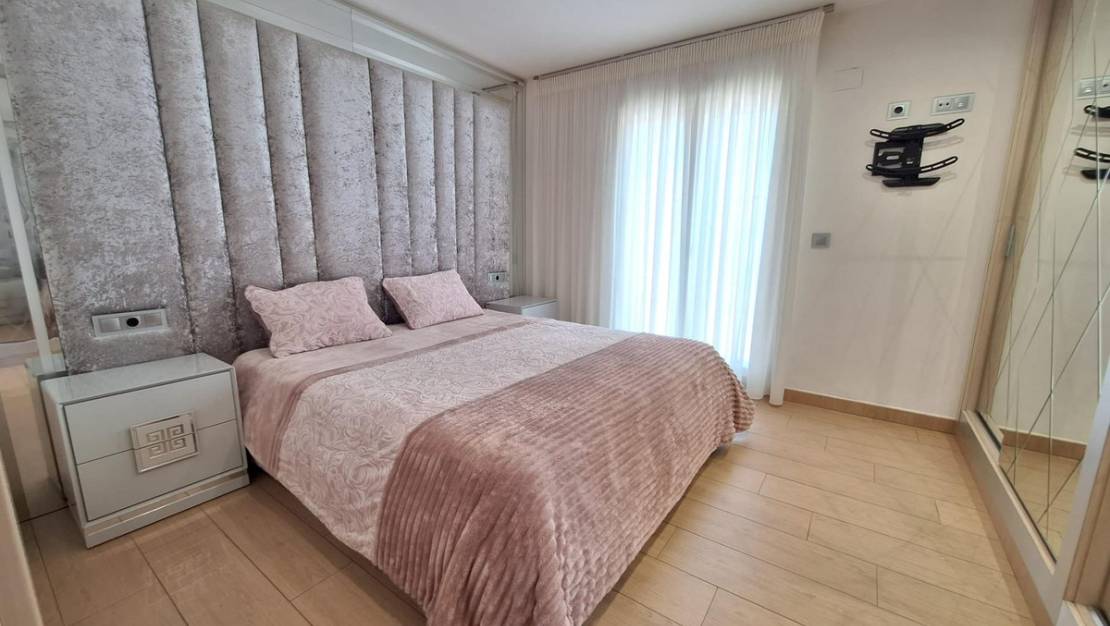 Venta - Chalet - Torrevieja - Torrevieja Centro