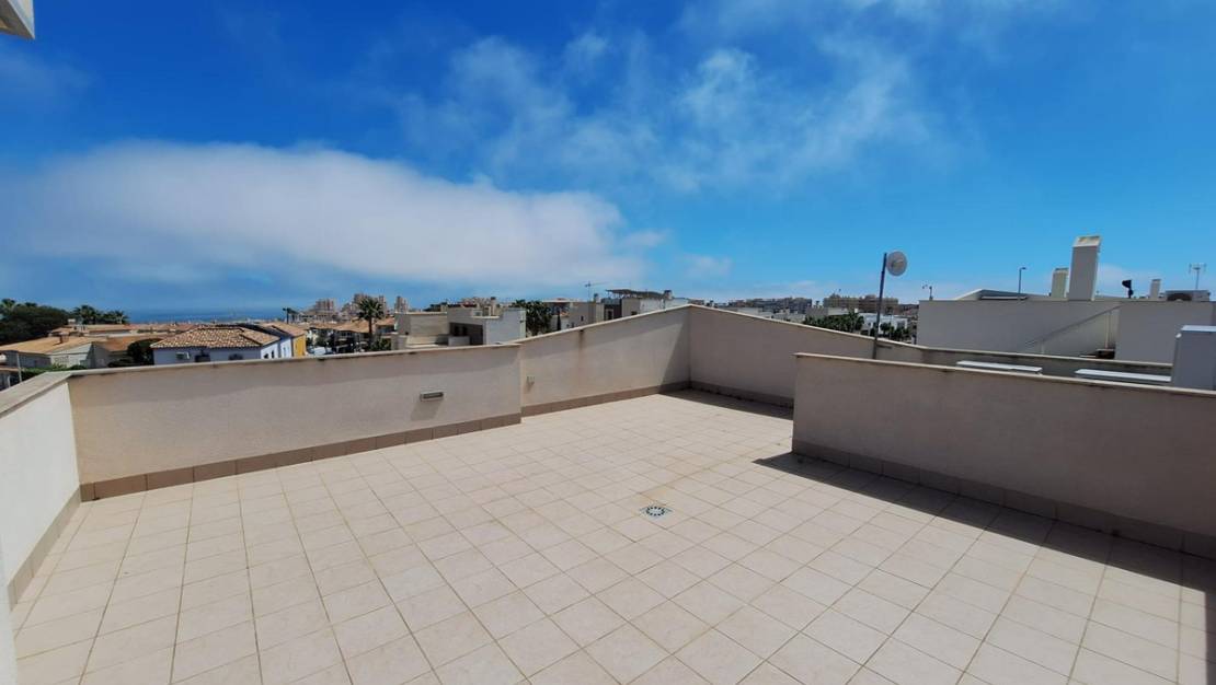 Venta - Chalet - Torrevieja - Torrevieja Centro