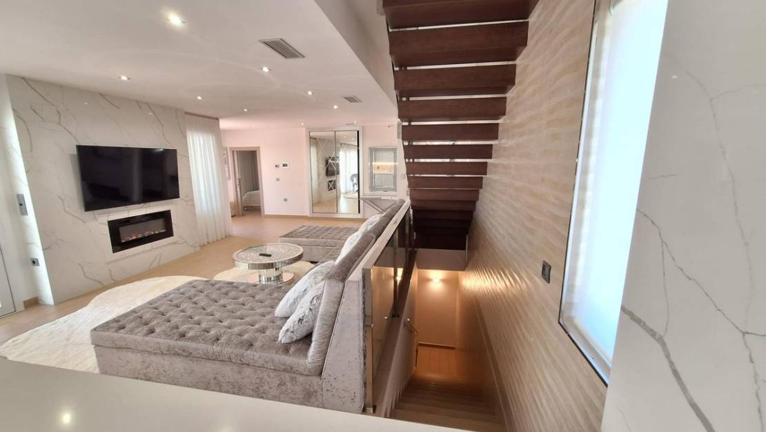 Venta - Chalet - Torrevieja - Torrevieja Centro