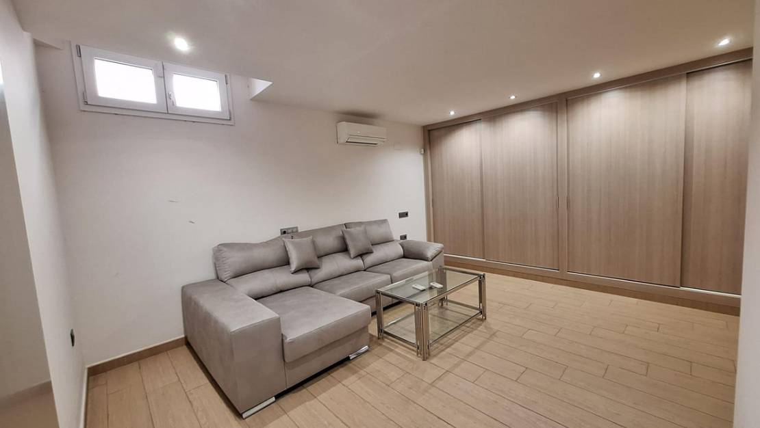 Venta - Chalet - Torrevieja - Torrevieja Centro