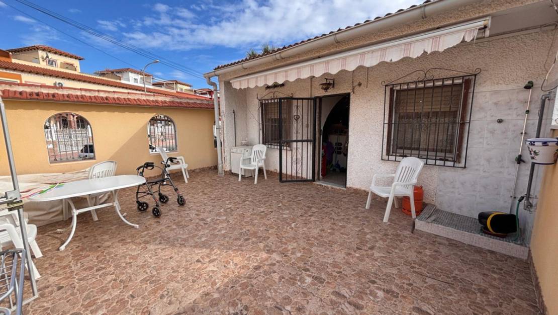 Venta - Chalet - Torrevieja - Torrevieja Centro