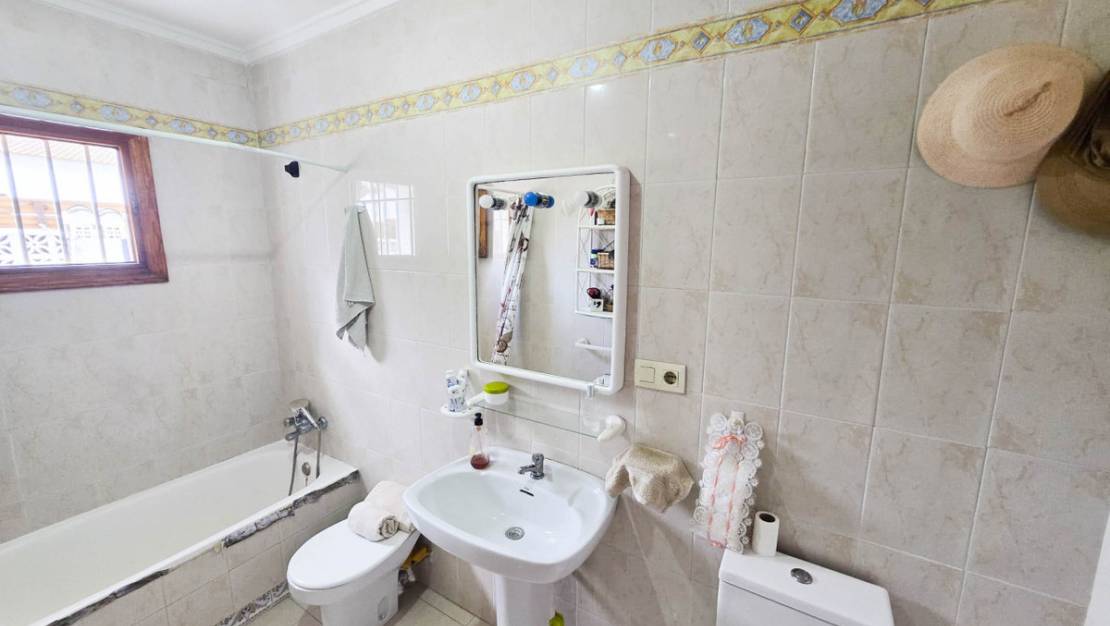 Venta - Chalet - Torrevieja - Torrevieja Centro