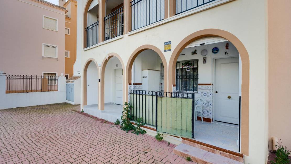 Venta - Chalet - Torrevieja - Torrevieja Centro