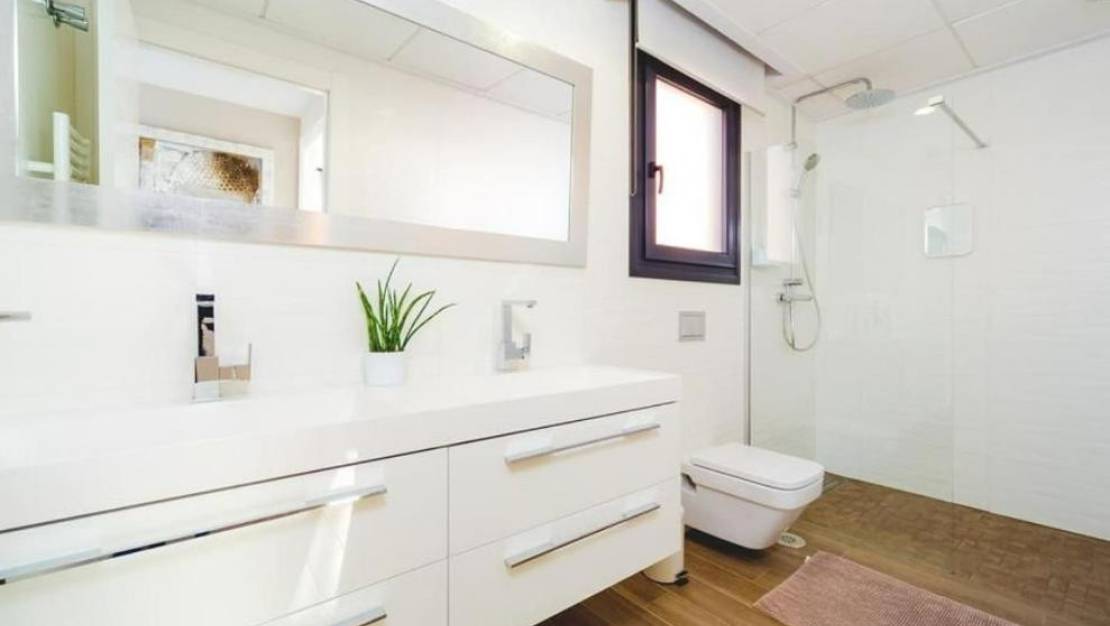 Venta - Chalet - Torrevieja - Torrevieja Centro