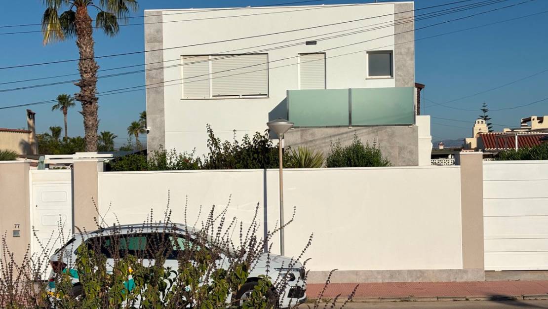 Venta - Chalet - Torrevieja - Torrevieja Centro