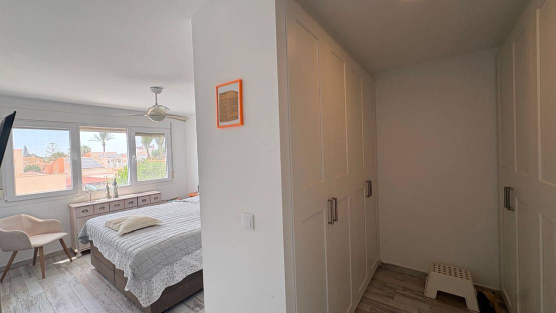 Venta - Chalet - Torrevieja - Torrevieja Centro
