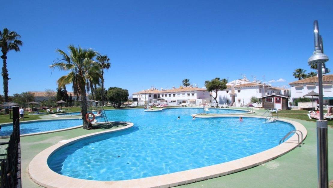 Venta - Chalet - Torrevieja - Torrevieja Centro
