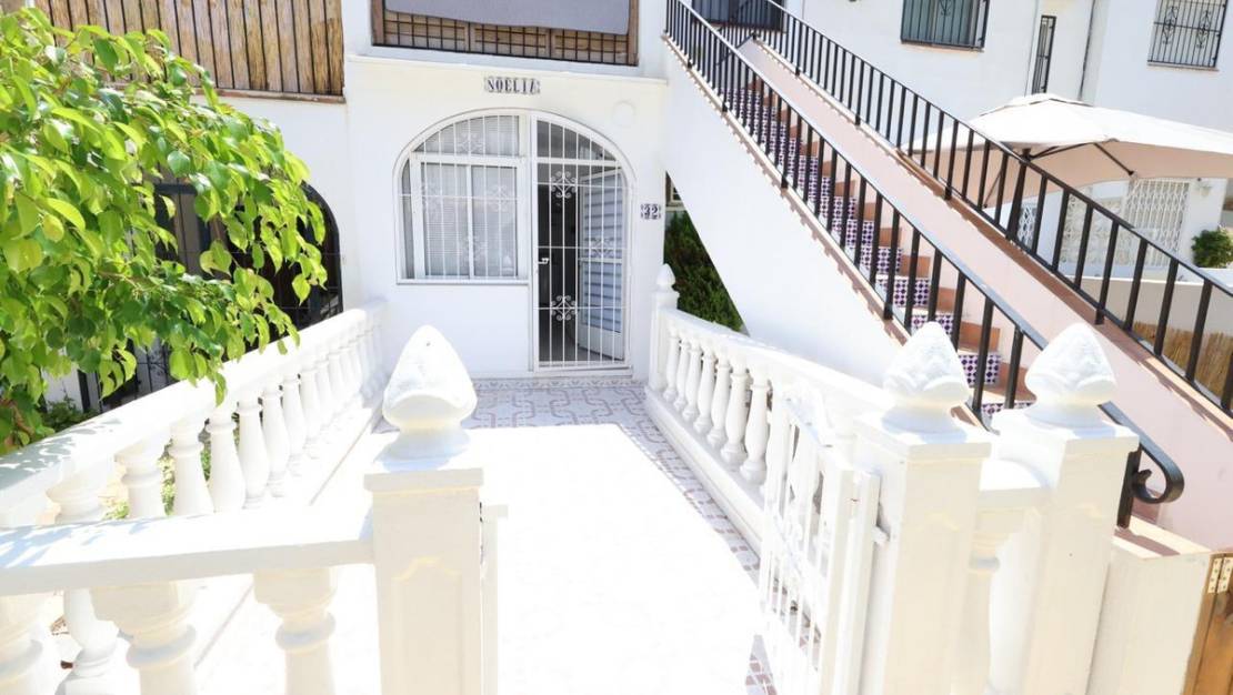 Venta - Chalet - Torrevieja - Torrevieja Centro