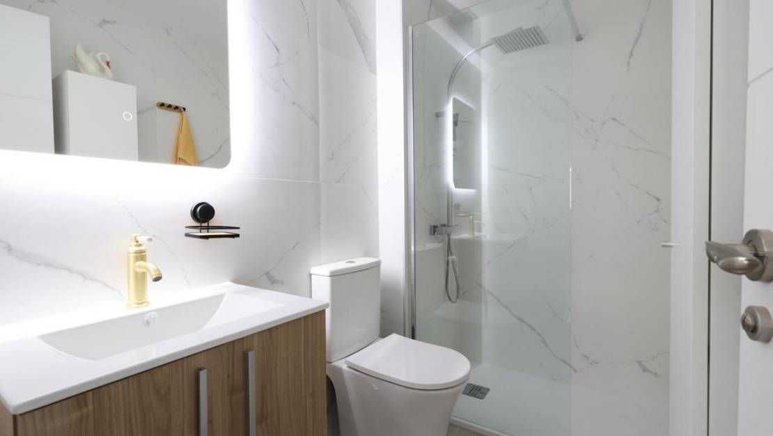 Venta - Chalet - Torrevieja - Torrevieja Centro