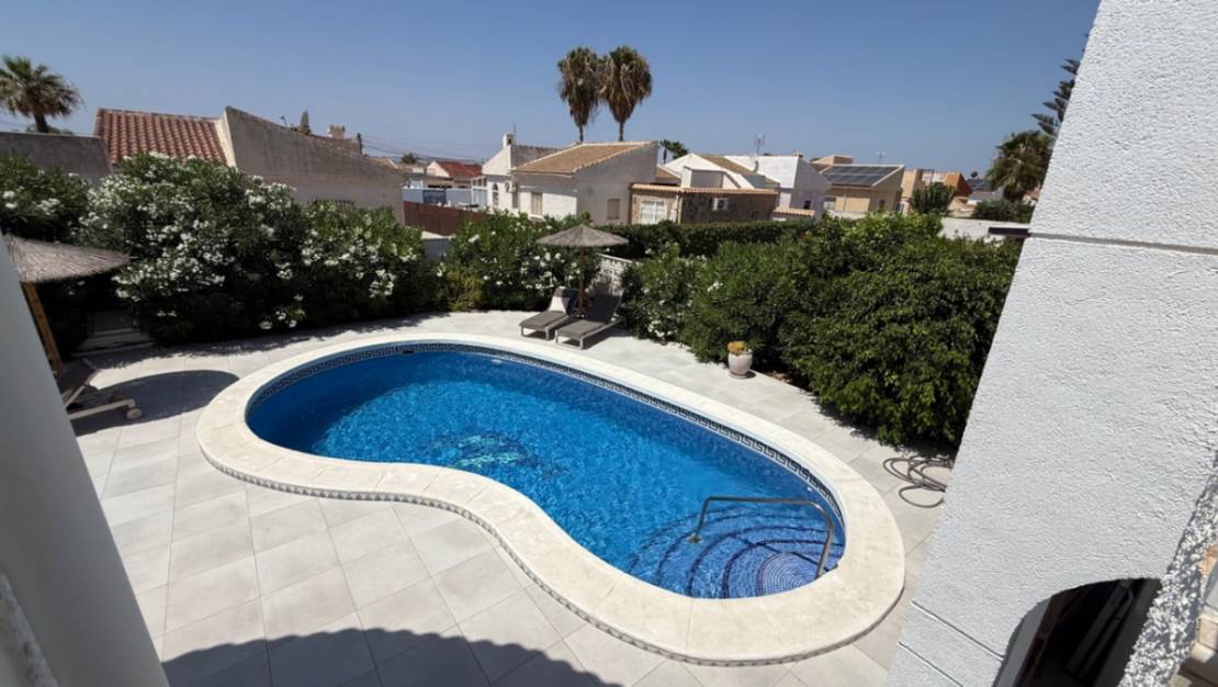 Venta - Chalet - Torrevieja - Torrevieja Centro