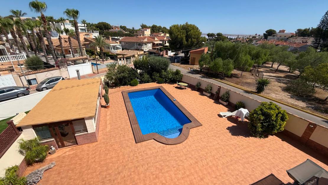 Venta - Chalet - Torrevieja - Torrevieja Centro