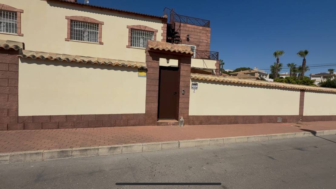 Venta - Chalet - Torrevieja - Torrevieja Centro