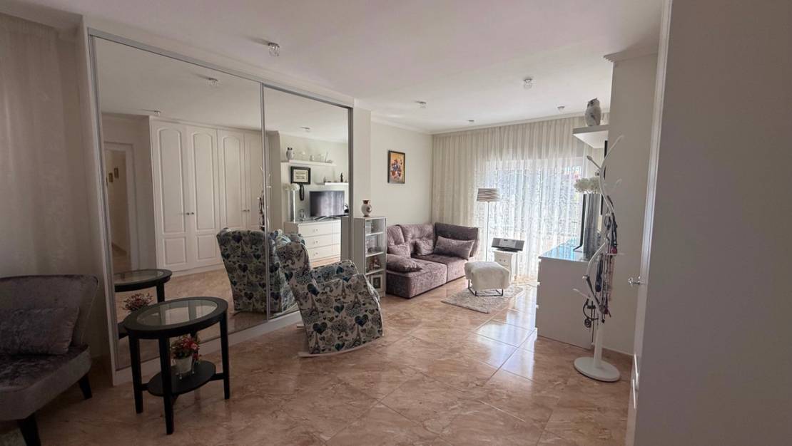 Venta - Chalet - Torrevieja - Torrevieja Centro