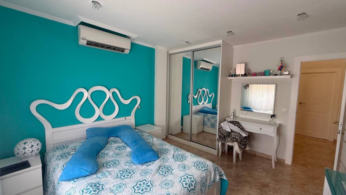 Venta - Chalet - Torrevieja - Torrevieja Centro