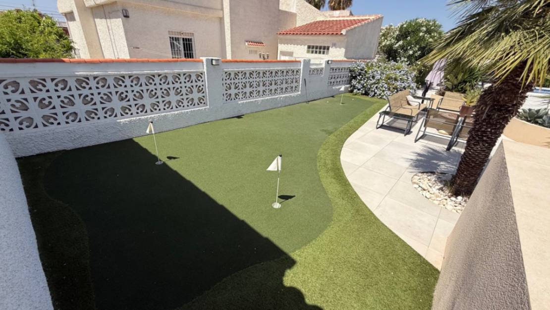 Venta - Chalet - Torrevieja - Torrevieja Centro