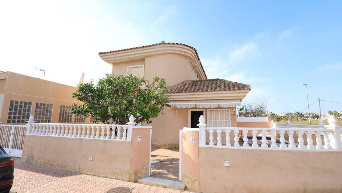 Venta - Chalet - Torrevieja - Torrevieja Centro