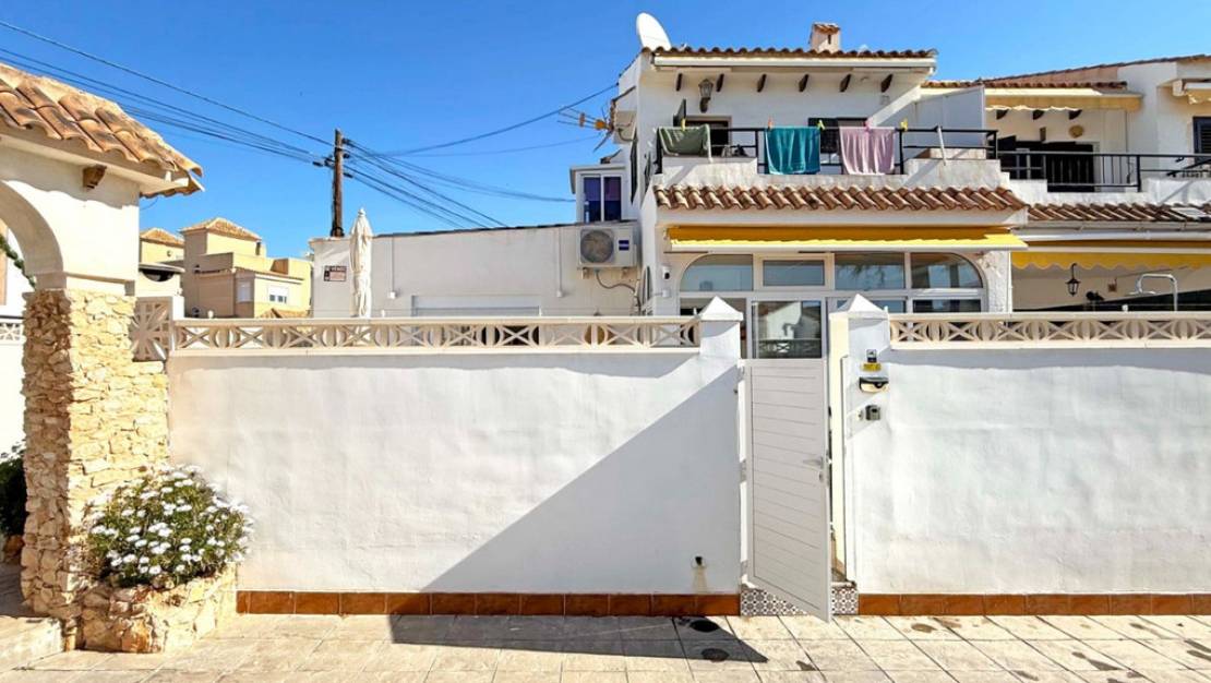 Venta - Chalet - Torrevieja - Torrevieja Centro