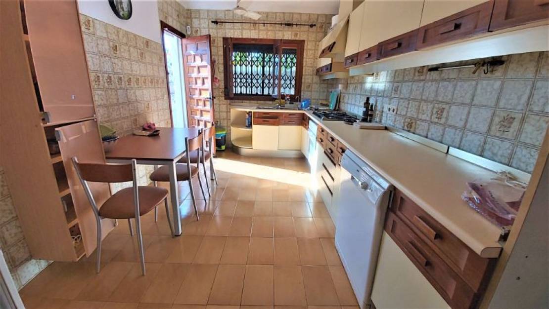 Venta - Chalet - Torrevieja - Torrevieja Centro