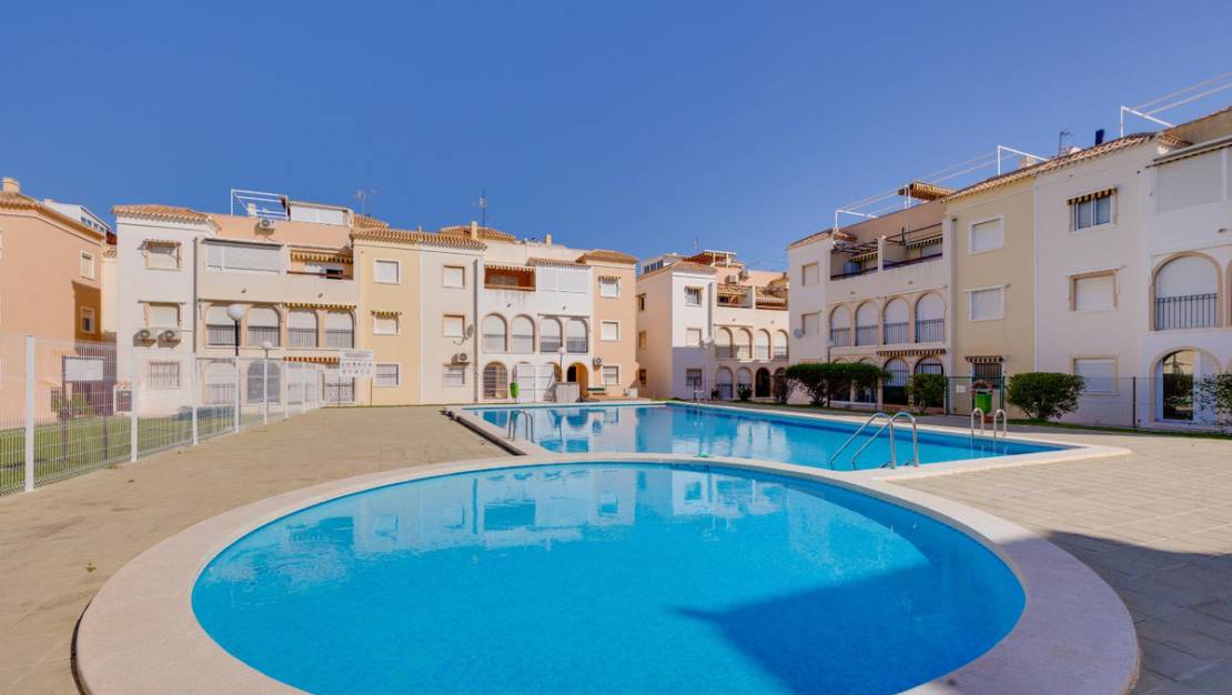 Venta - Chalet - Torrevieja - Torrevieja Centro
