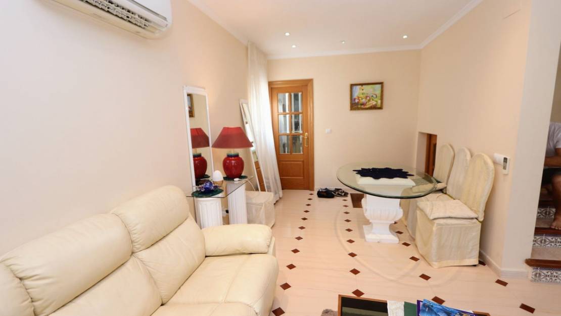 Venta - Chalet - Torrevieja - Torrevieja Centro
