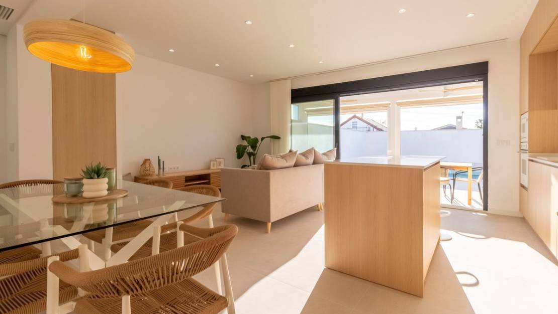 Venta - Chalet - Torrevieja - Torrevieja Centro