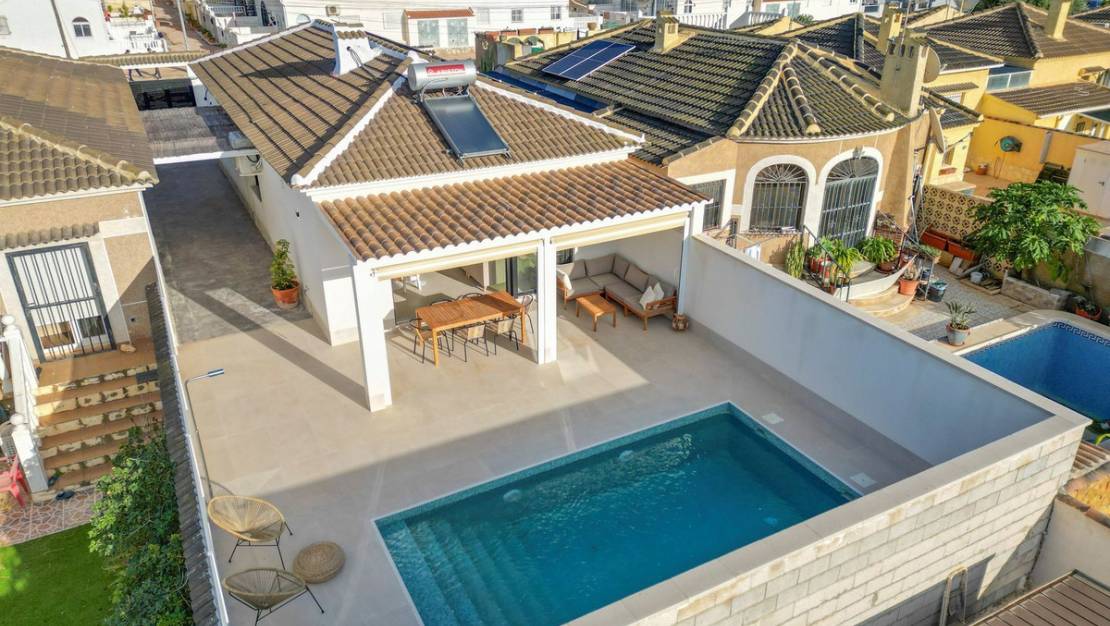 Venta - Chalet - Torrevieja - Torrevieja Centro