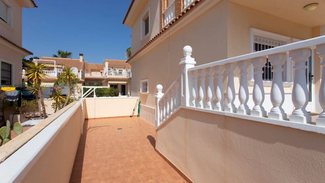 Venta - Chalet - Torrevieja - Torrevieja Centro