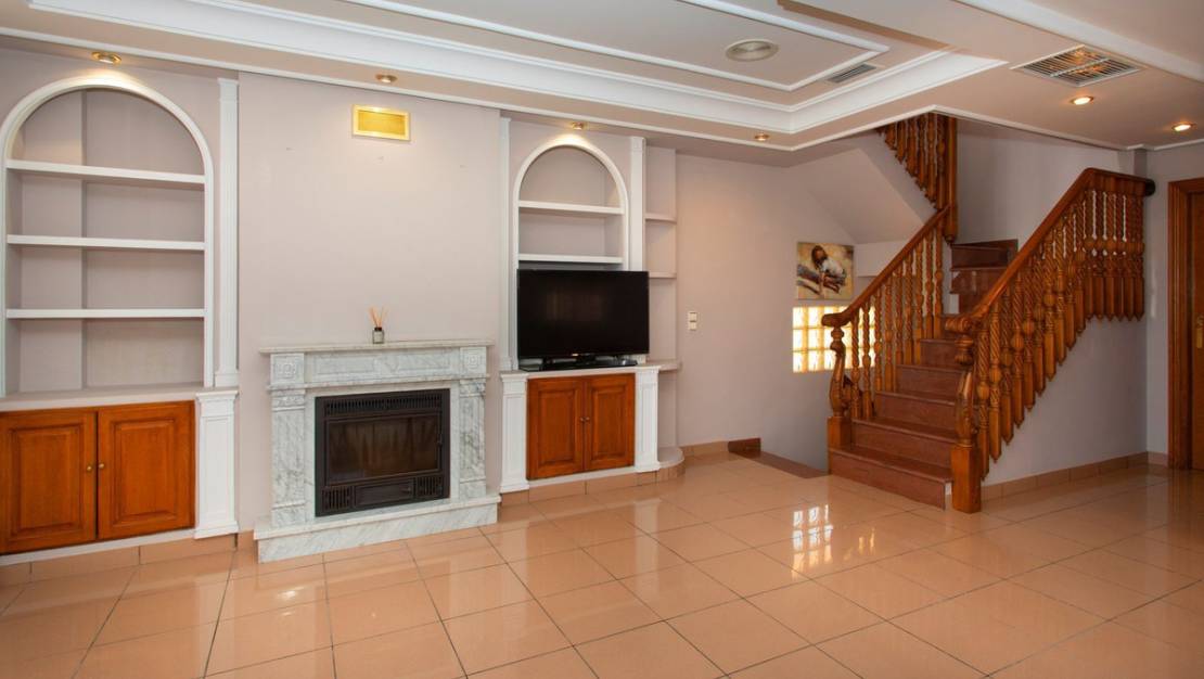 Venta - Chalet - Torrevieja - Torrevieja Centro