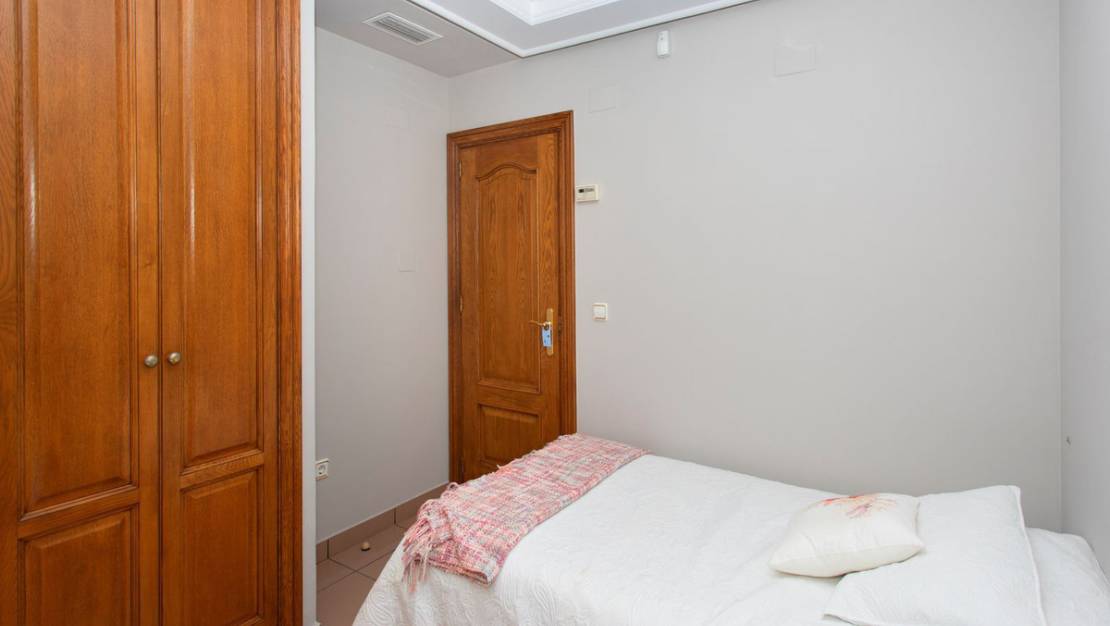 Venta - Chalet - Torrevieja - Torrevieja Centro