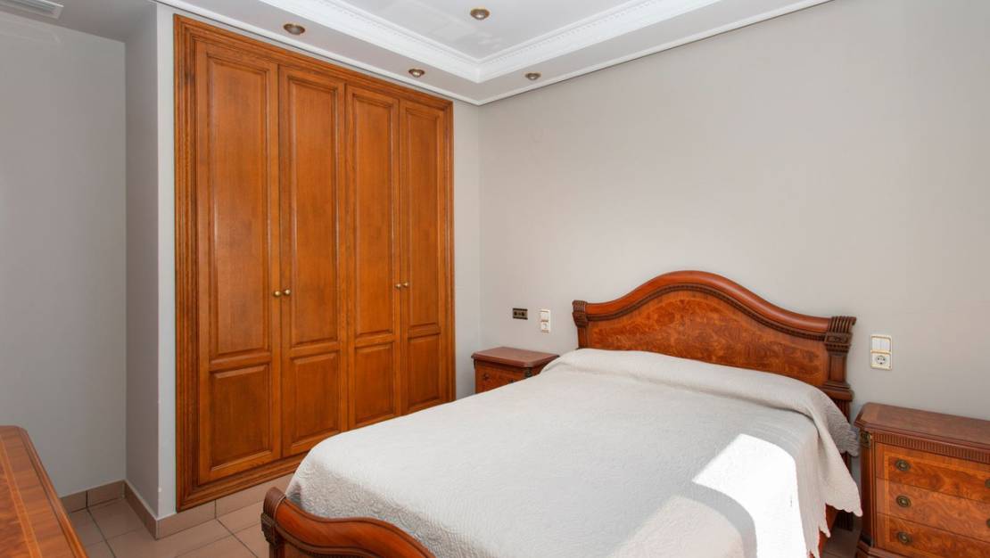 Venta - Chalet - Torrevieja - Torrevieja Centro