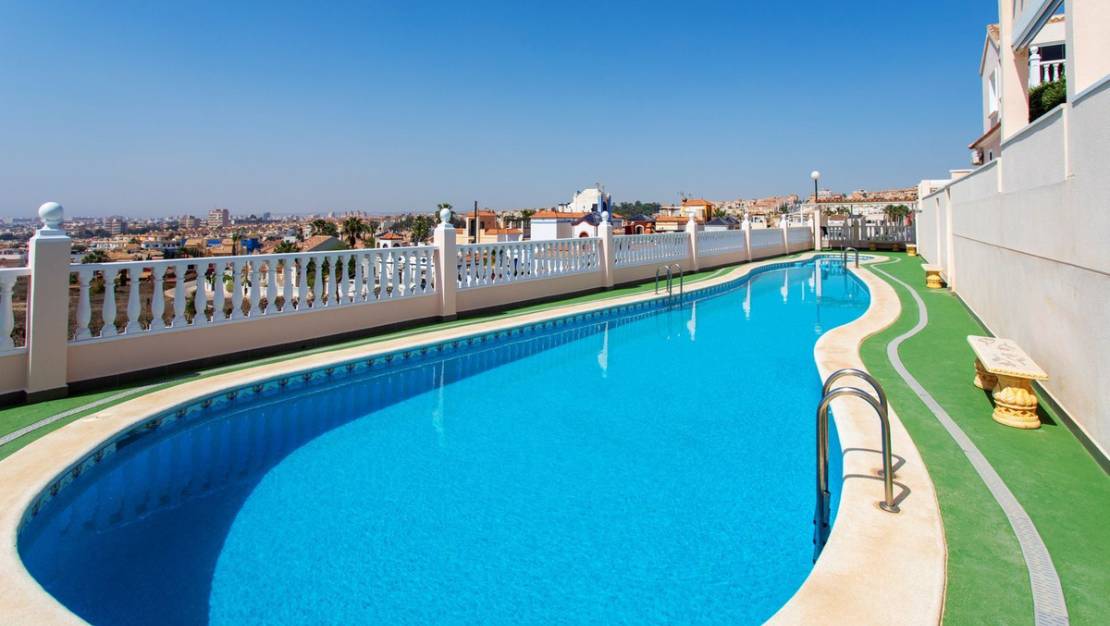 Venta - Chalet - Torrevieja - Torrevieja Centro
