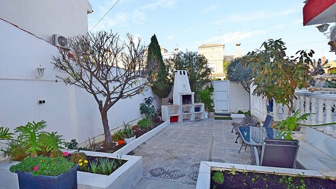 Venta - Chalet - Torrevieja - Torrevieja Centro