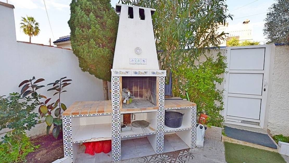 Venta - Chalet - Torrevieja - Torrevieja Centro